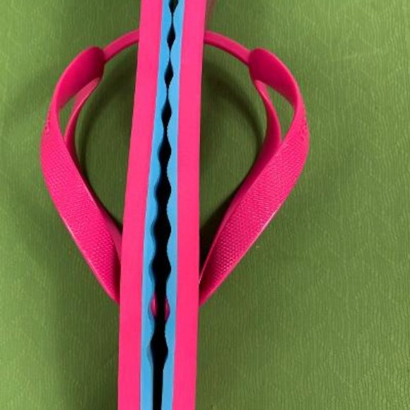 Coach Signature C Flip Flops - Picture 11 of 12